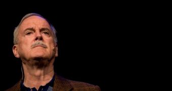 John Cleese is going to play a villain in the "Baywatch" movie remake