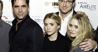 John Stamos Is Calling Out the Olsen Twins for Lying About “Full House” Reboot