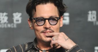 Johnny Depp shows off Amber Heard’s engagement ring, finally confirms he’s about to be married