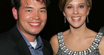 Vanity Fair takes a closer look at why the story of Jon and Kate Gosselin continues to fascinate