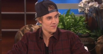 Justin Bieber Makes Surprise Appearance on Ellen, Explains the Previous One - Video