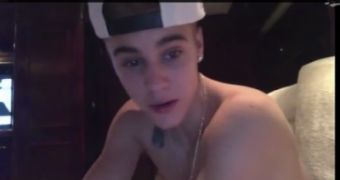 Justin Bieber Offers Fans Shirtless Apology and New Song