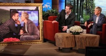 Justin Timberlake Gushes About Wife Jessica Biel on Ellen – Video