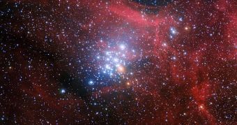 ESO releases stunning new image of star cluster NGC 3293