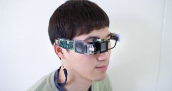 K-Glass augmented reality headset
