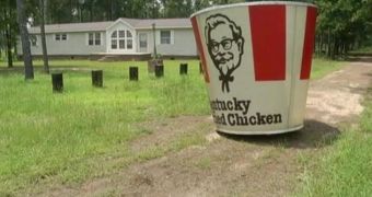 Kentucky Fried Chicken bucket is left in woman's yard