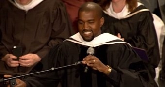 Kanye West Receives Honorary Doctorate from School of the Art Institute of Chicago - Video