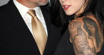 Kat Von D will keep the Jesse James tattoo she got shortly before they broke up