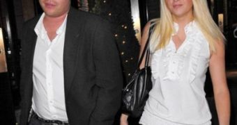Kate Major and Jon Gosselin out on a dinner date a couple of weeks ago