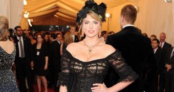 Kate Upton in Dolce & Gabbana at the MET Gala 2014, her third time on the worst dressed list