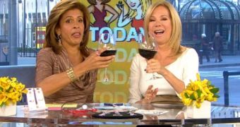Kathie Lee and Hoda make it without vino for an entire month, as part of a challenge