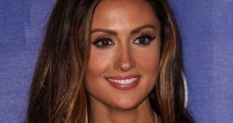 Katie Cleary has been linked in the press to Leonardo DiCaprio and Adrian Grenier, husband just killed himself