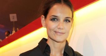 Katie Holmes Shares Passionate Kiss with Co-Star on New Movie Set