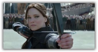 Katniss Everdeen (Jennifer Lawrence) is out to get President Snow in first “Hunger Games: Mockingjay Part 2” trailer