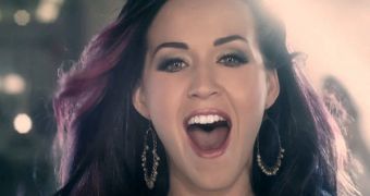 Katy Perry premieres video for “Firework,” her third single off her latest album