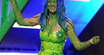 Singer Katy Perry gets slimed at the 2010 Kids’ Choice Awards