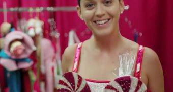 Katy Perry goes makeup-free in new video from her upcoming 3D concert movie
