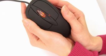 Sanko USB-connected mouse with heat generator