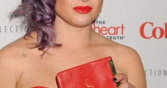 Doctors believe Kelly Osbourne’s seizure was very serious, she may have epilepsy