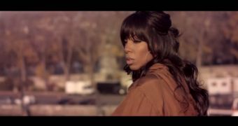 Kelly Rowland Drops Video for 'Keep It Between Us'