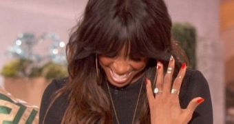 Kelly Rowland shows off her engagement ring from Tim Witherspoon