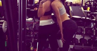 Kendall Jenner joins Kim Kardashian in a gym selfie