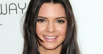 Kendall Jenner and NBC hottie Chandler Parsons are probably dating