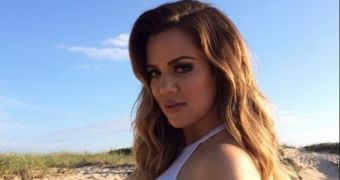Khloe Kardashian sends Instagram into a frenzy with this photo that hints at a possible pregnancy