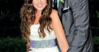 This picture of Lamar Odom and Khloe Kardashian was taken on their wedding day, now they are getting a divorce