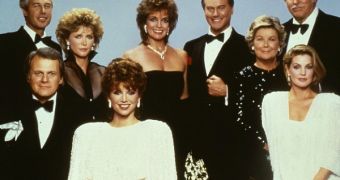 Kiefer Sutherland, Larry Hagman Bring ‘Dallas’ Back on TV