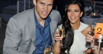 Kim Kardashian wants a bigger wedding than that of the Royal Couple
