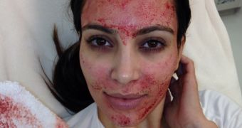 Kim Kardashian gets facial with her own blood to “look and feel youthful”