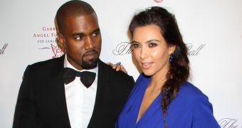 Kim Kardashian gives birth to Kanye West's daughter