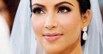 Kim Kardashian is now saying she wants a small, private wedding