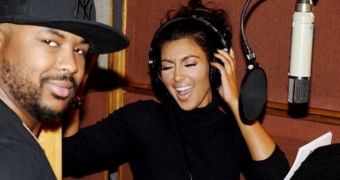 Kim Kardashian finally admits that she is no good at singing