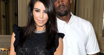Kim Kardashian Using Second Phone to Avoid Kanye's Snooping