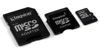 Kingston delivers 16GB Class 10 microSDHC along with SD and miniSD adapters