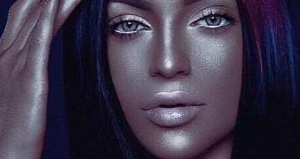 Kylie Jenner does blackface, comes under fire online