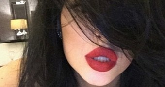 Kylie Jenner's lips make her look like a clown these days, but don't tell her that or she'll get angry