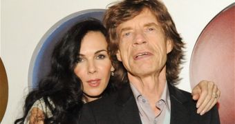 Mick Jagger plans a small and intimate funeral for dead girfriend L'Wren Scott