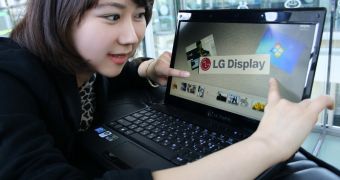 LG Display's 13.3-inch in-Cell multi-touch LCD panel gets Windows 7 Touch Logo certification