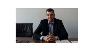 The man of the hour, Dimitar Vulev, LG's Bulgarian communications executive