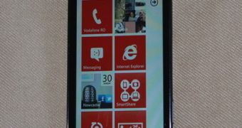 LG Fantasy Windows Phone Spotted with 4-inch IPS Display