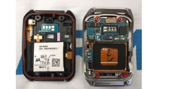 LG G Watch and Samsung Gear Live teardown
