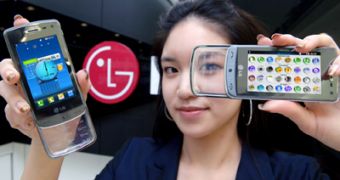 LG GD900 with transparent kaypad