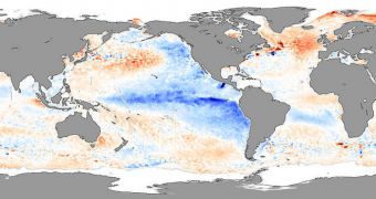 The colder Pacific waters influenced by La Niña are shown in blue
