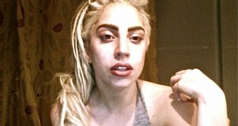 While in Peru, Lady Gaga woke up to find 35 fans in her garage, did not call the cops