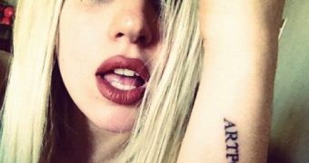 Lady Gaga Premieres New Song “No Floods” After Hurricane Sandy
