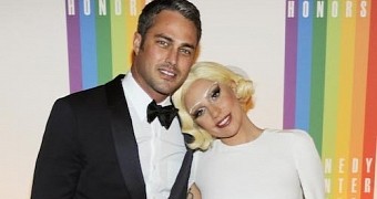 Taylor Kinney proposed to Lady Gaga on Valentine's Day, with a gorgeous heart-shaped diamond ring