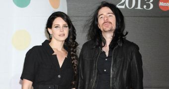 Lana del Rey and Barrie-James O'Neill have been secretly engaged since June 2013